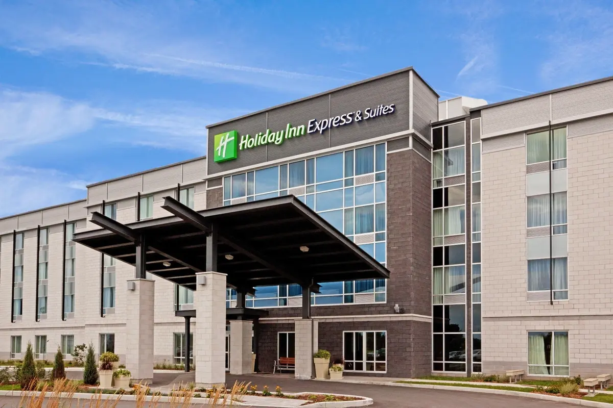 Holiday Inn Express and Suites Saint-Hyacinthe